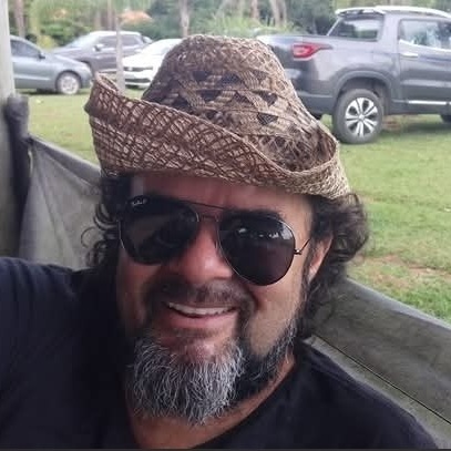 Sérgio Melo, compositor do MultiverSOM